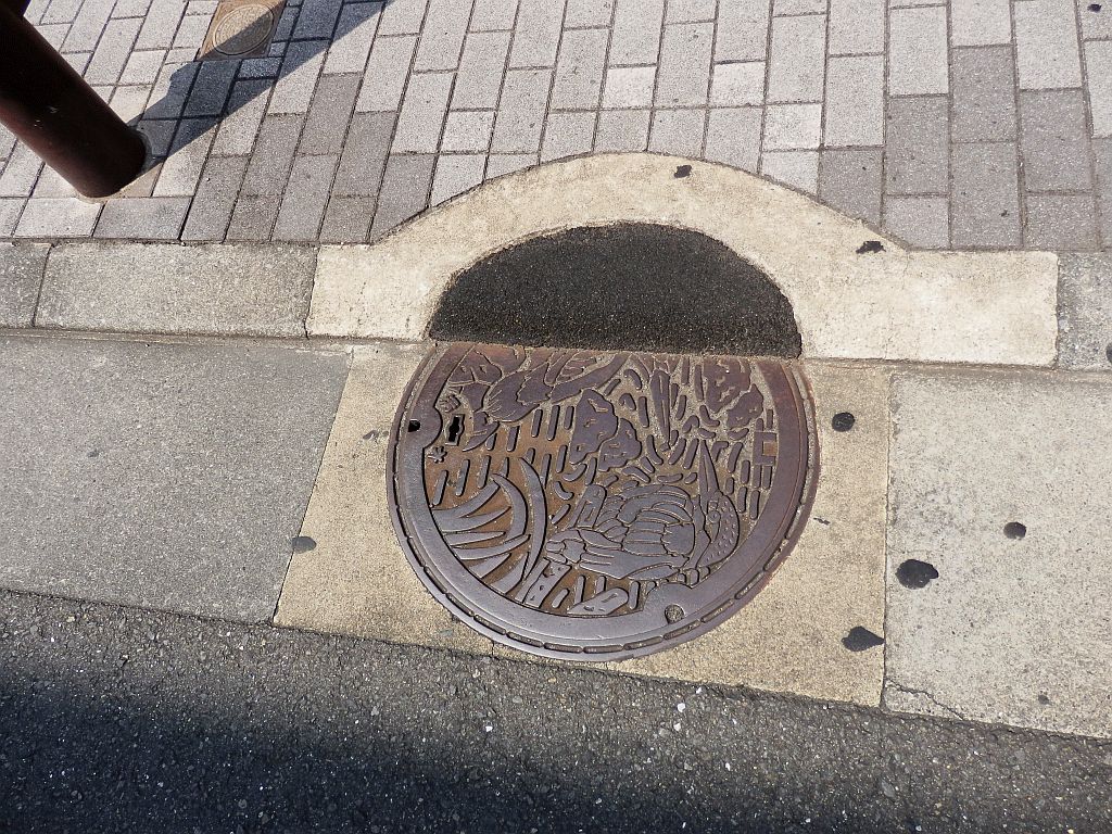 Manhole in Hino city