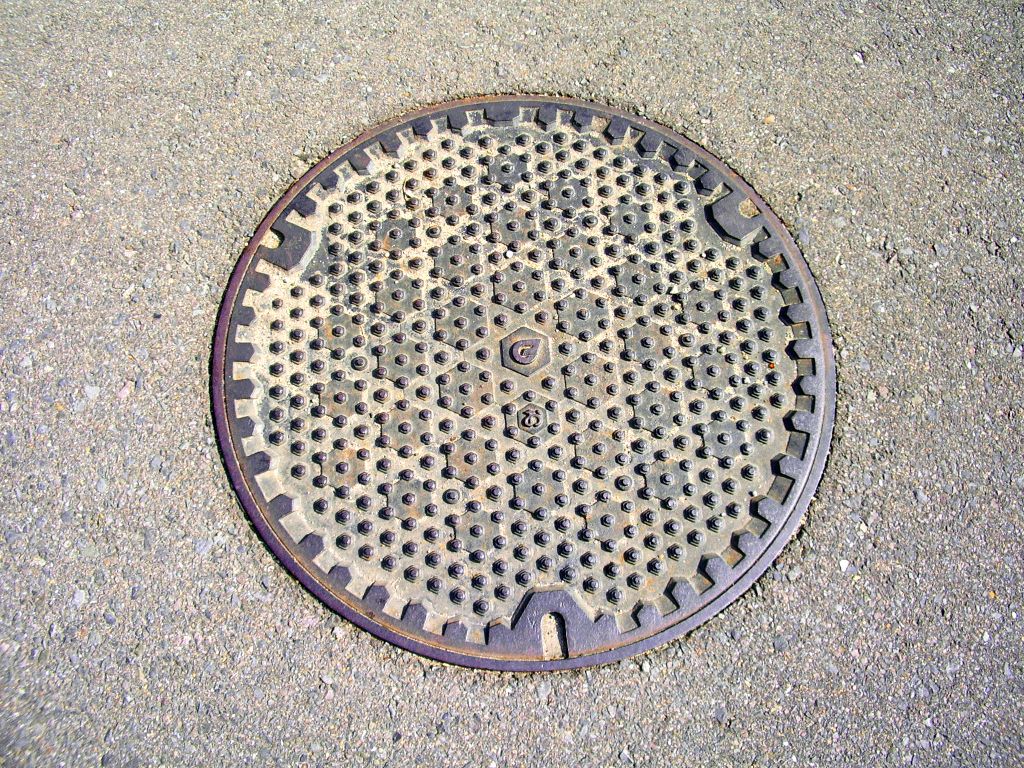 Manhole in Kouhoku Town