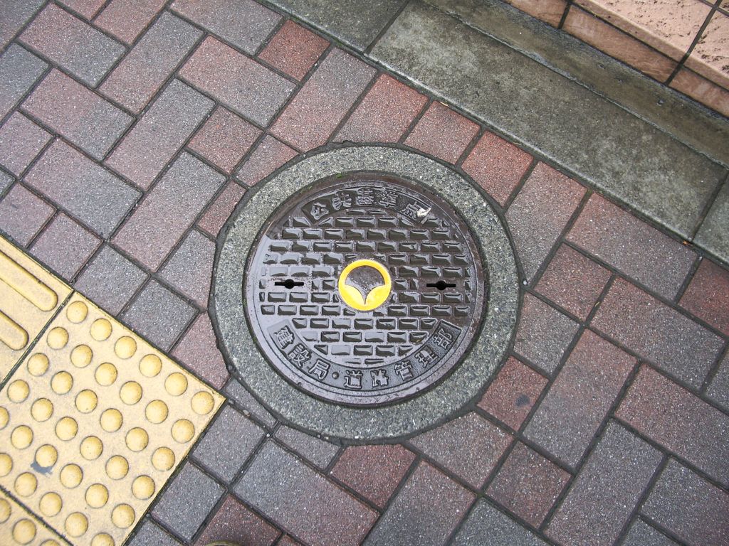 Manhole in Musashino