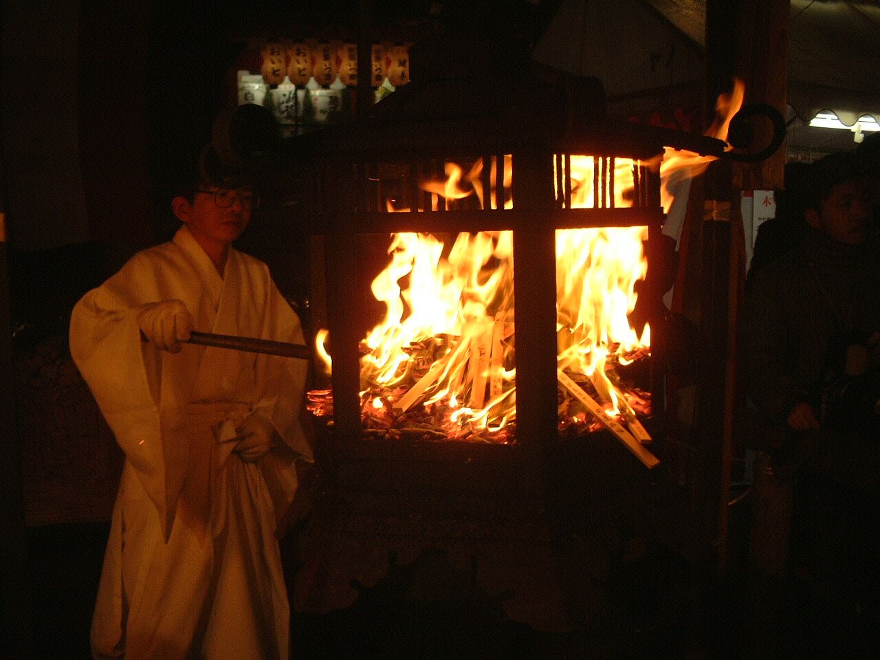 Okera-bi at Yasaka shrine