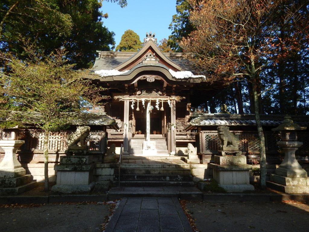 日野町十禅寺の比都佐神社