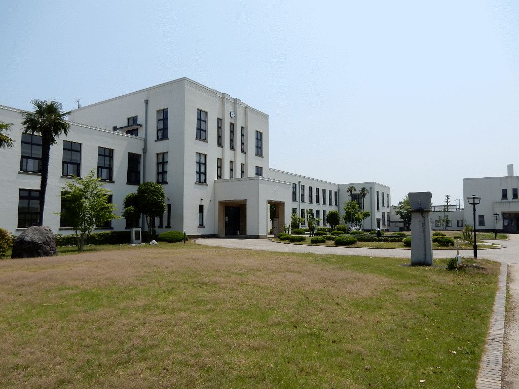 豊郷小学校