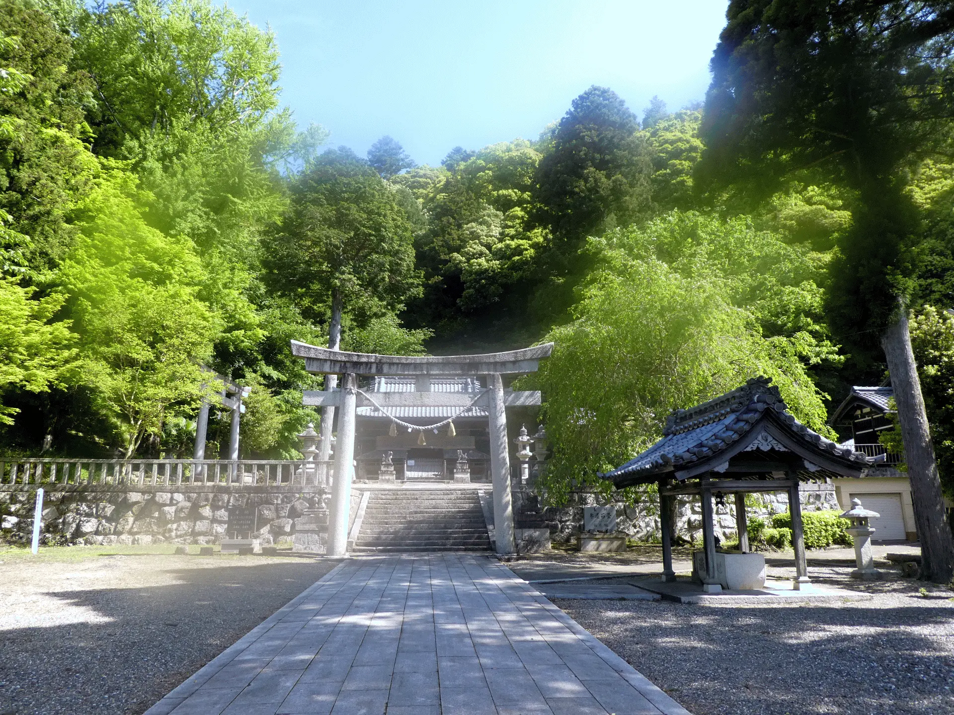 盬津神社
