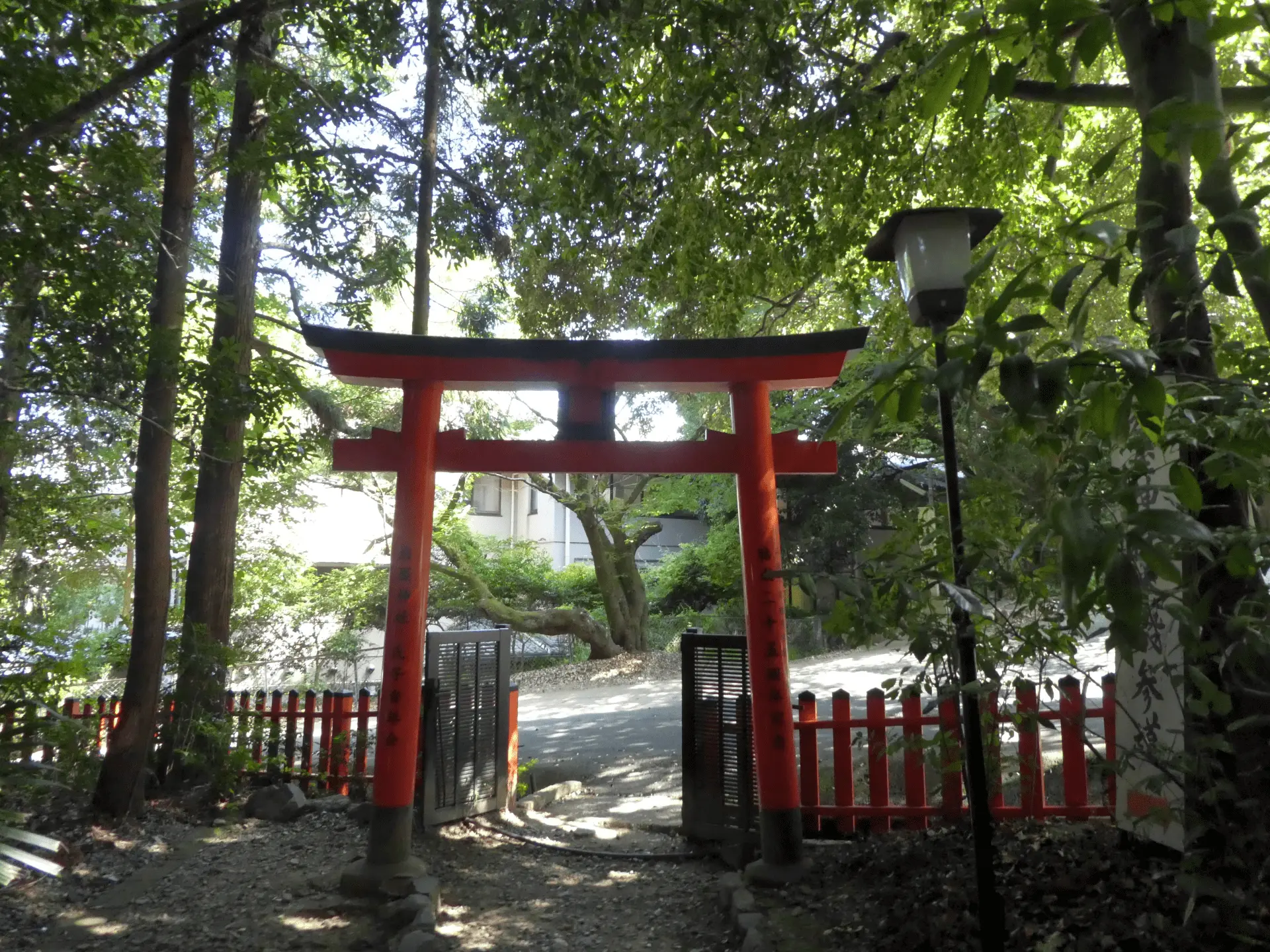岩屋神社
