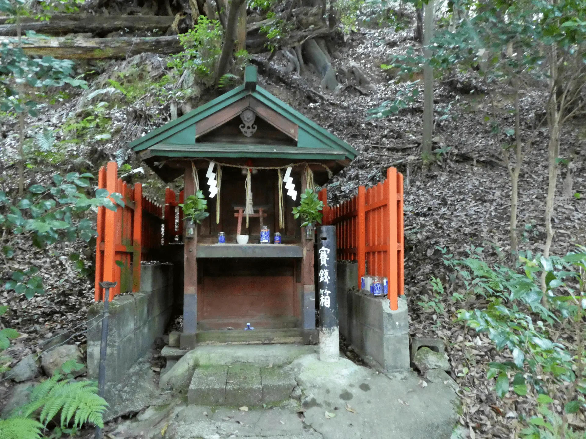 岩屋神社
